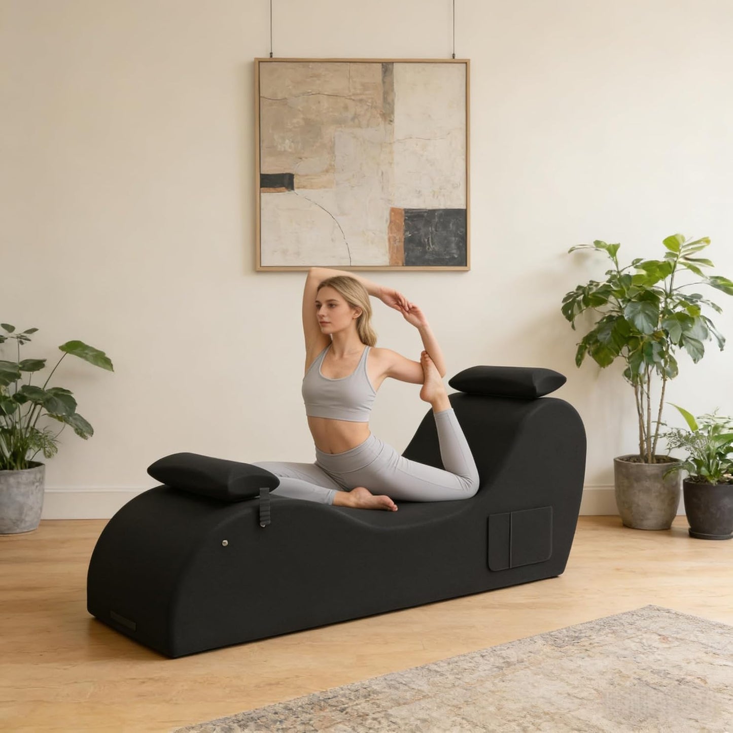 Chaise Lounge Chair for Yoga, Chaise Lounge with Headrest, Foot Pad, Washable Cover, Side Pockets, Non-Slip Bottom, Chair for Relaxation Stretching (Black)